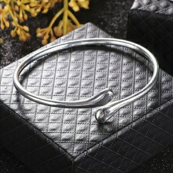 #7 NEW Silver Plated Bangle Bracelet Adjustable - Picture 2 of 7